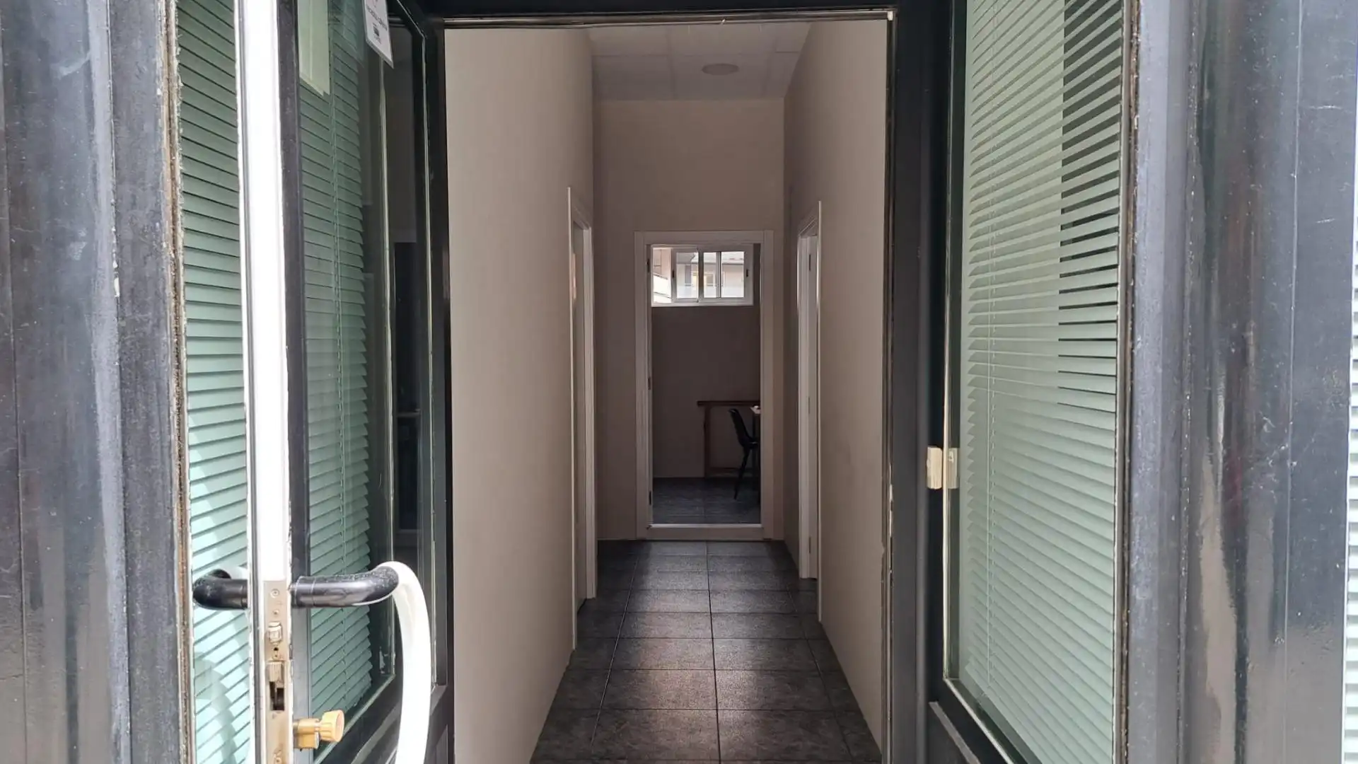 Local de alquiler en Basauri 