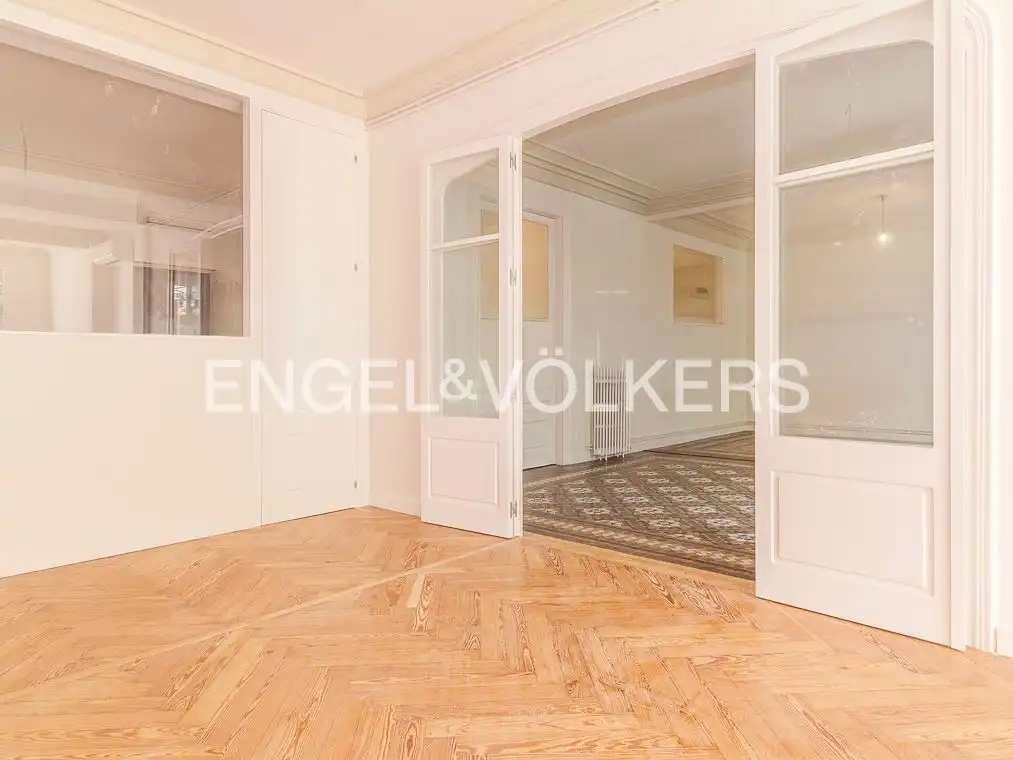 Piso de alquiler en Barcelona con Aire acondicionado, Calefacción y Jardín privado