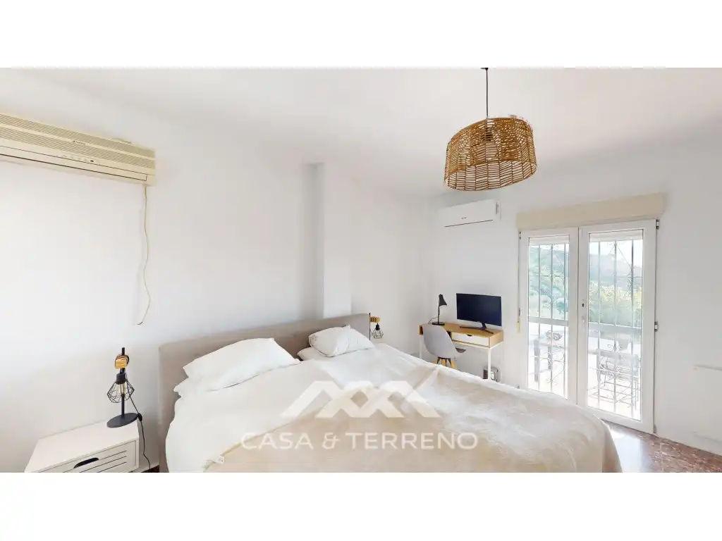 Dormitori de Casa o xalet en venda en Rincón de la Victoria amb Aire condicionat, Terrassa i Piscina