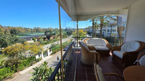Foto 3 de Piso en venta en Avenida Príncipe Salman, E1, La Dama de Noche - La Alzambra, Marbella