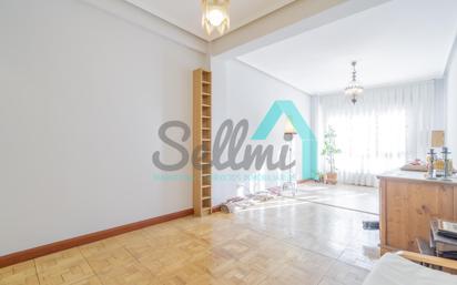 Living room of Flat for sale in Oviedo   with Heating, Parquet flooring and Storage room