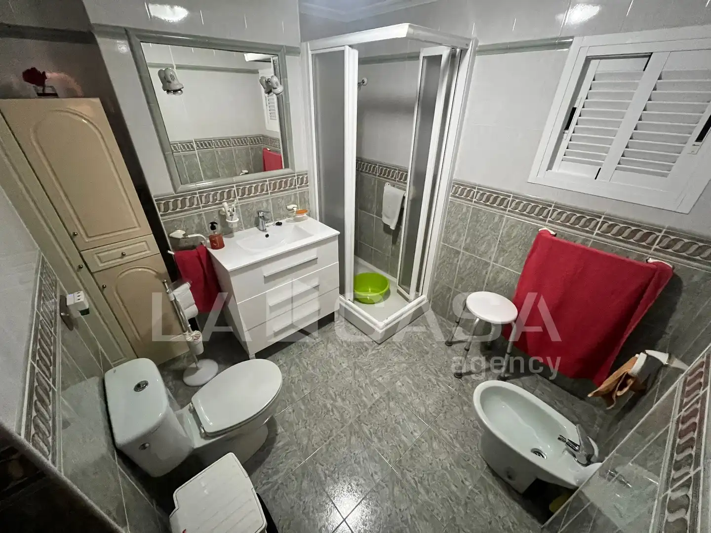 Bathroom of Flat for sale in Algeciras  with Balcony