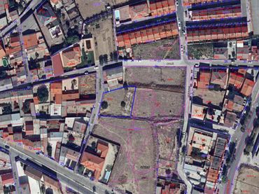 Wohnbaugrundstück zum Verkauf in Calle Teodomiro López Fontana