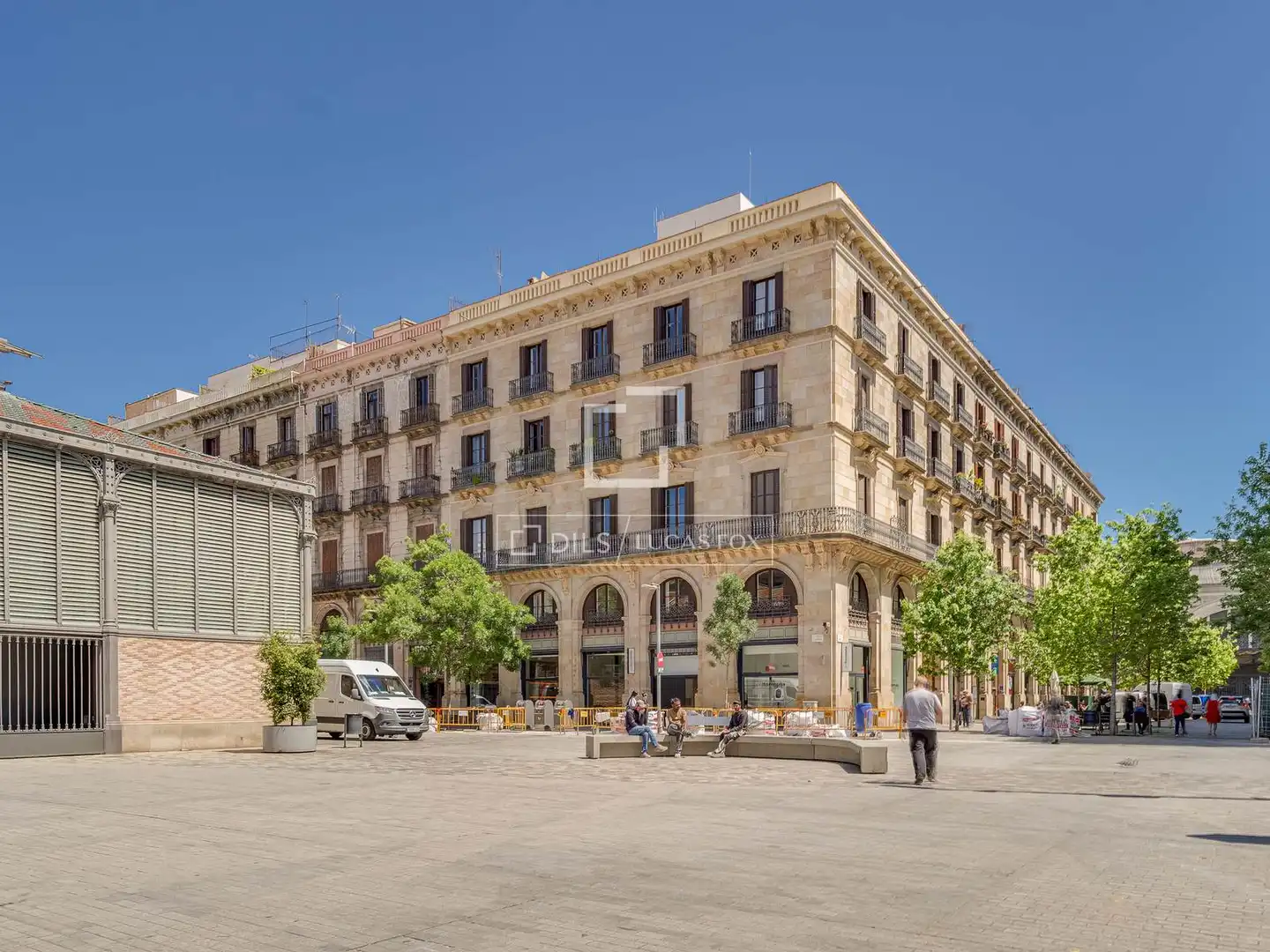 Vista exterior de Pis en venda en Barcelona amb Aire condicionat i Balcó