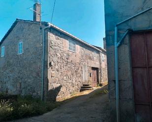 Außenansicht von Country house zum verkauf in Chantada mit Heizung, Privatgarten und Möbliert