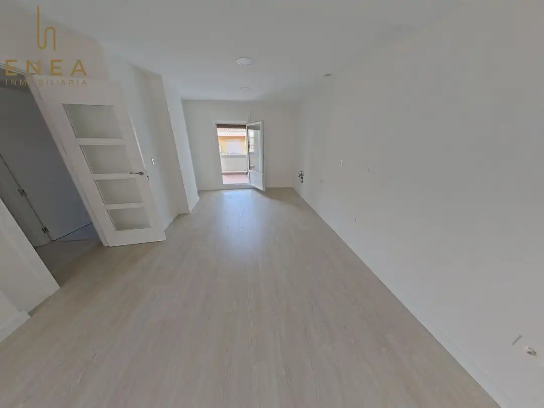 Piso en venta en Vitoria - Gasteiz con Calefacción, Parquet y Terraza