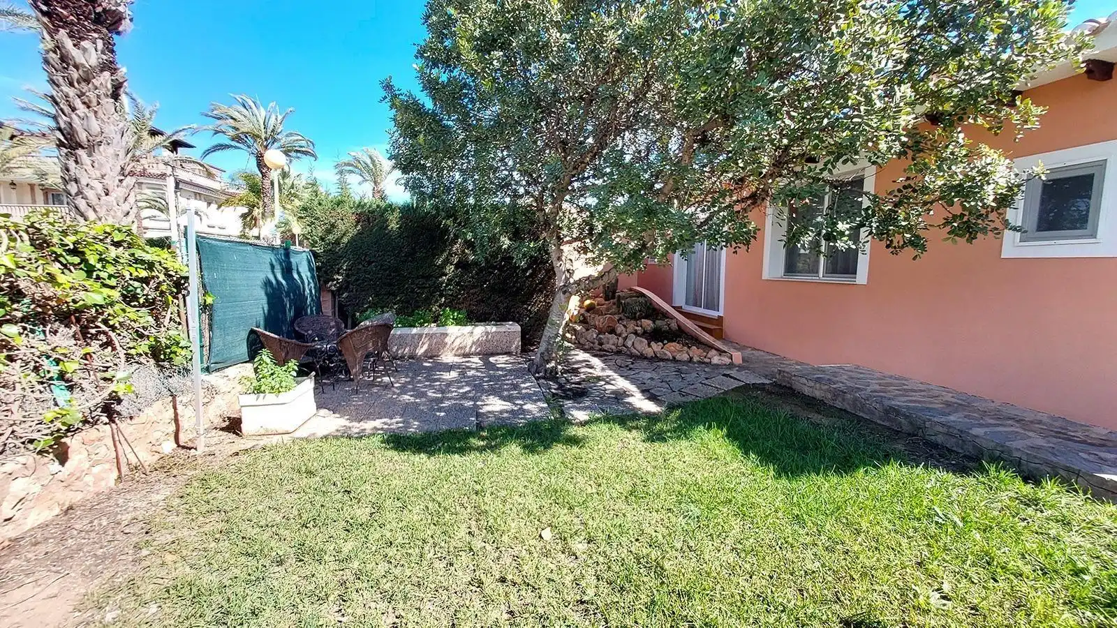 Jardí de Casa o xalet en venda en Orihuela amb Aire condicionat, Calefacció i Jardí privat