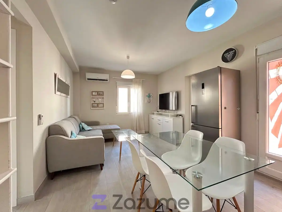 Sala de estar de Ático de alquiler en Granada con Aire acondicionado, Calefacción y Terraza