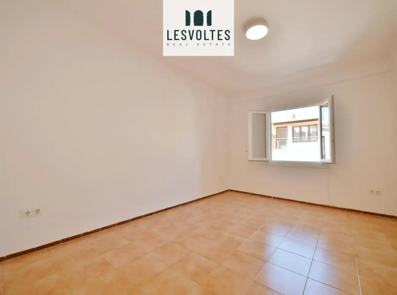 Bedroom of Flat for rent in Palafrugell  with Heating and Balcony