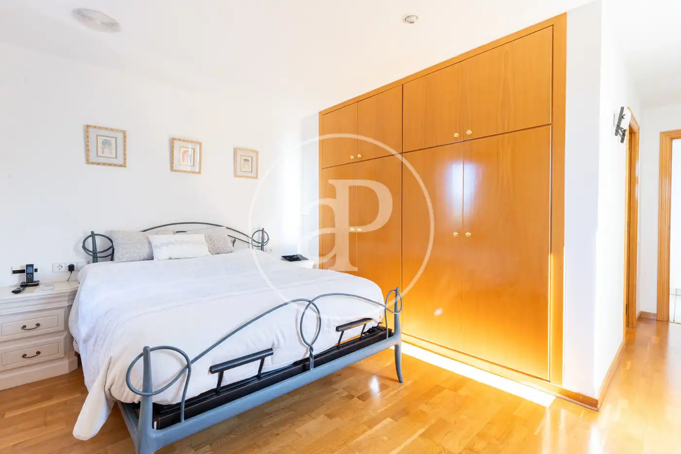 Dormitori de Casa o xalet en venda en Castellar del Vallès amb Aire condicionat, Calefacció i Jardí privat