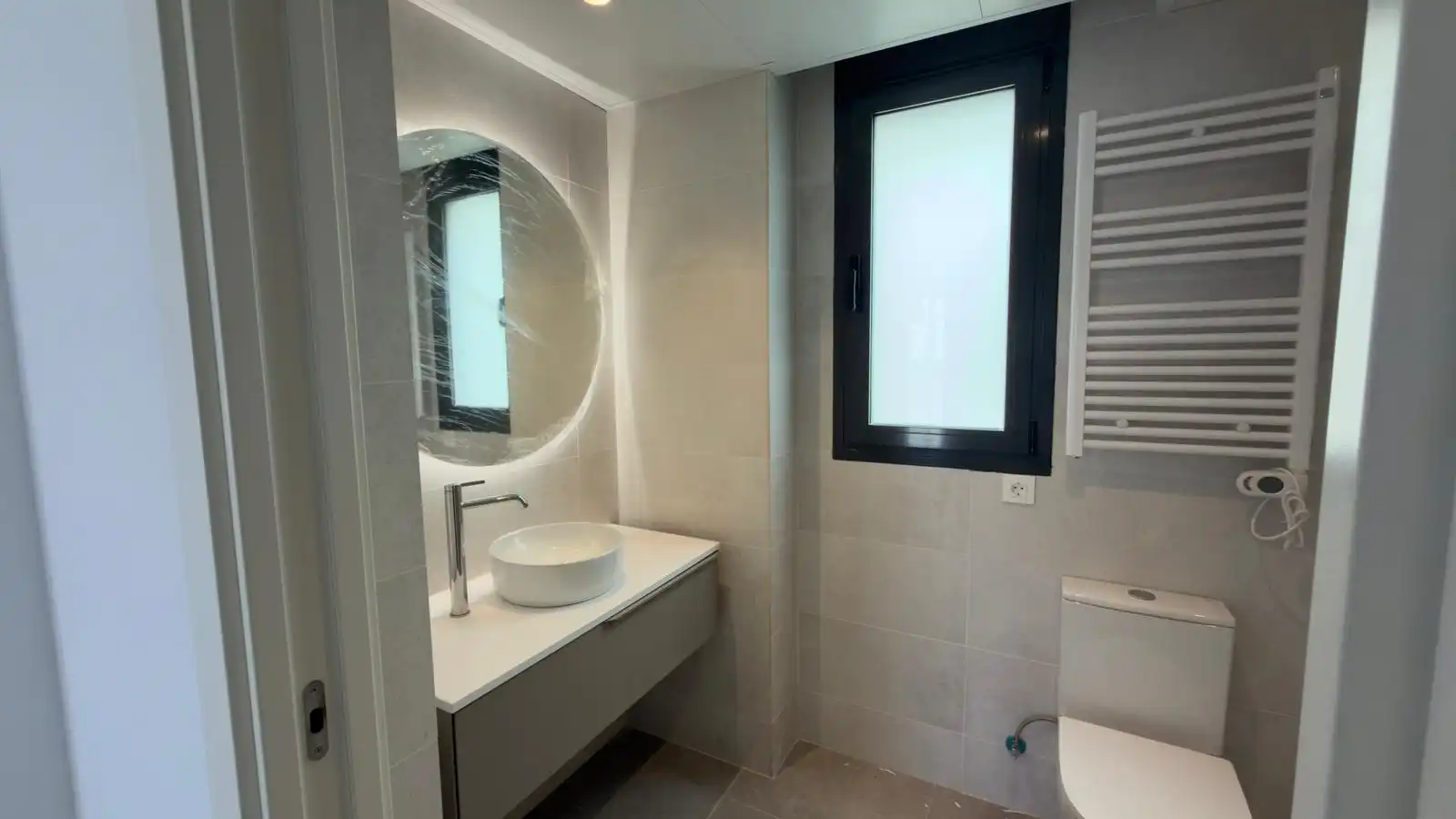 Bathroom of Attic for sale in Esplugues de Llobregat  with Air Conditioner, Heating and Terrace
