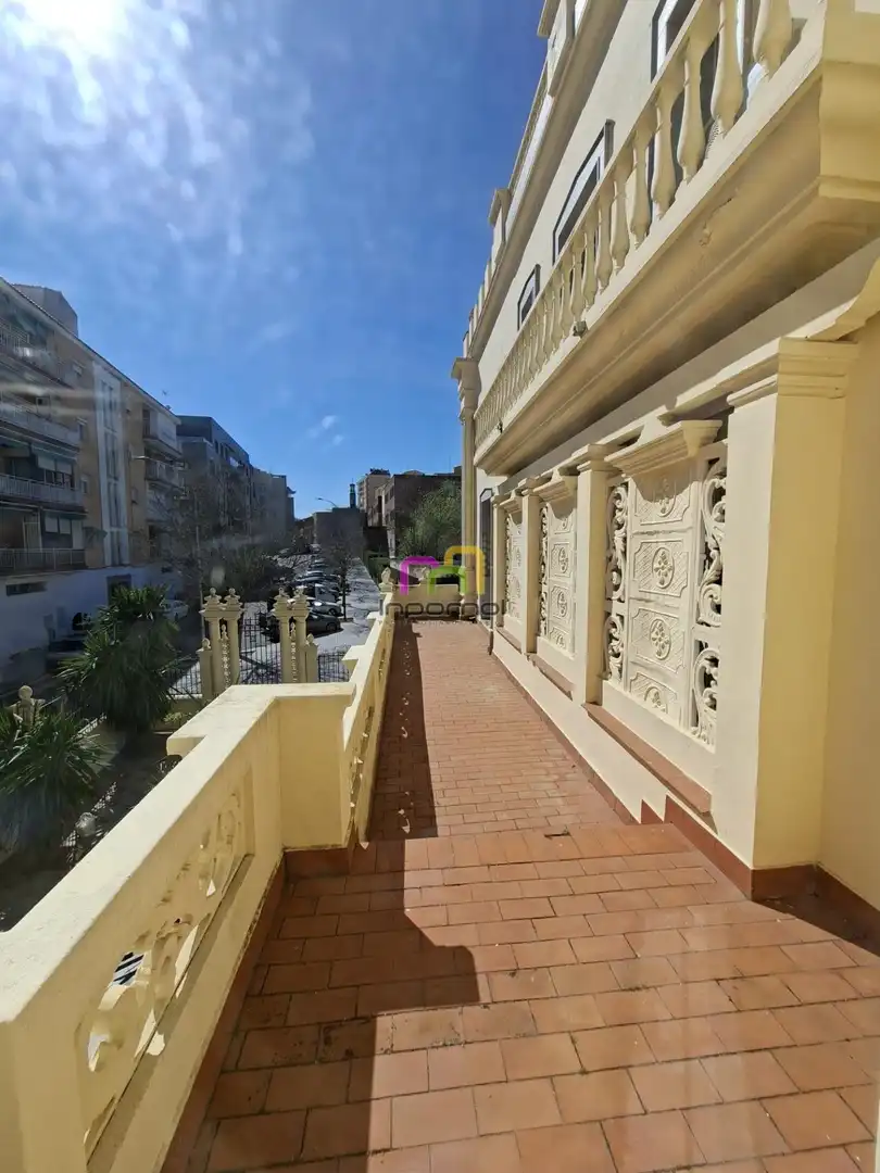 Office space with lift to rent in Pardaleras