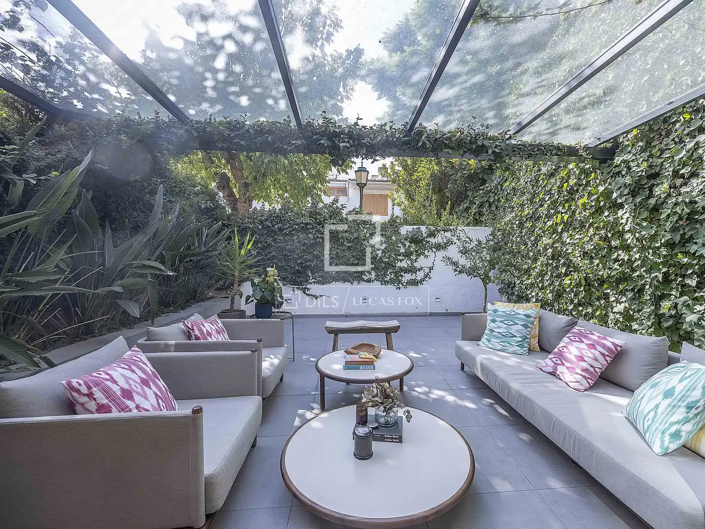Terraza de Casa o chalet en venta en Rocafort con Aire acondicionado, Calefacción y Jardín privado