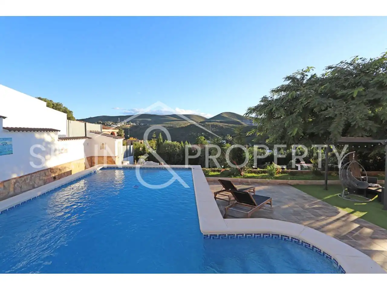Vista exterior de Casa o xalet en venda en Turís amb Aire condicionat, Jardí privat i Terrassa