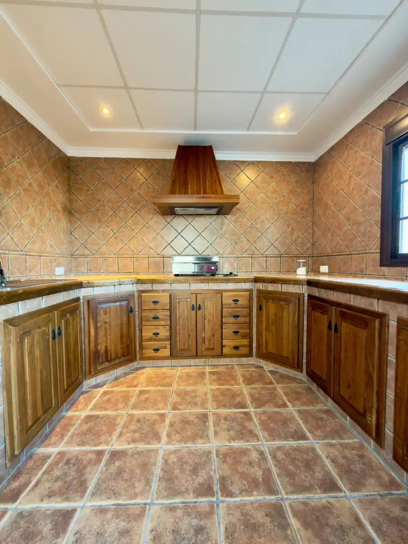 Cocina de Finca rústica en venta en Arcos de la Frontera con Aire acondicionado, Calefacción y Jardín privado