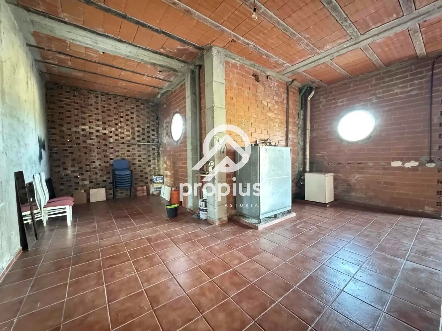 Casa adosada en venta en Piloña con Calefacción, Jardín privado y Parquet
