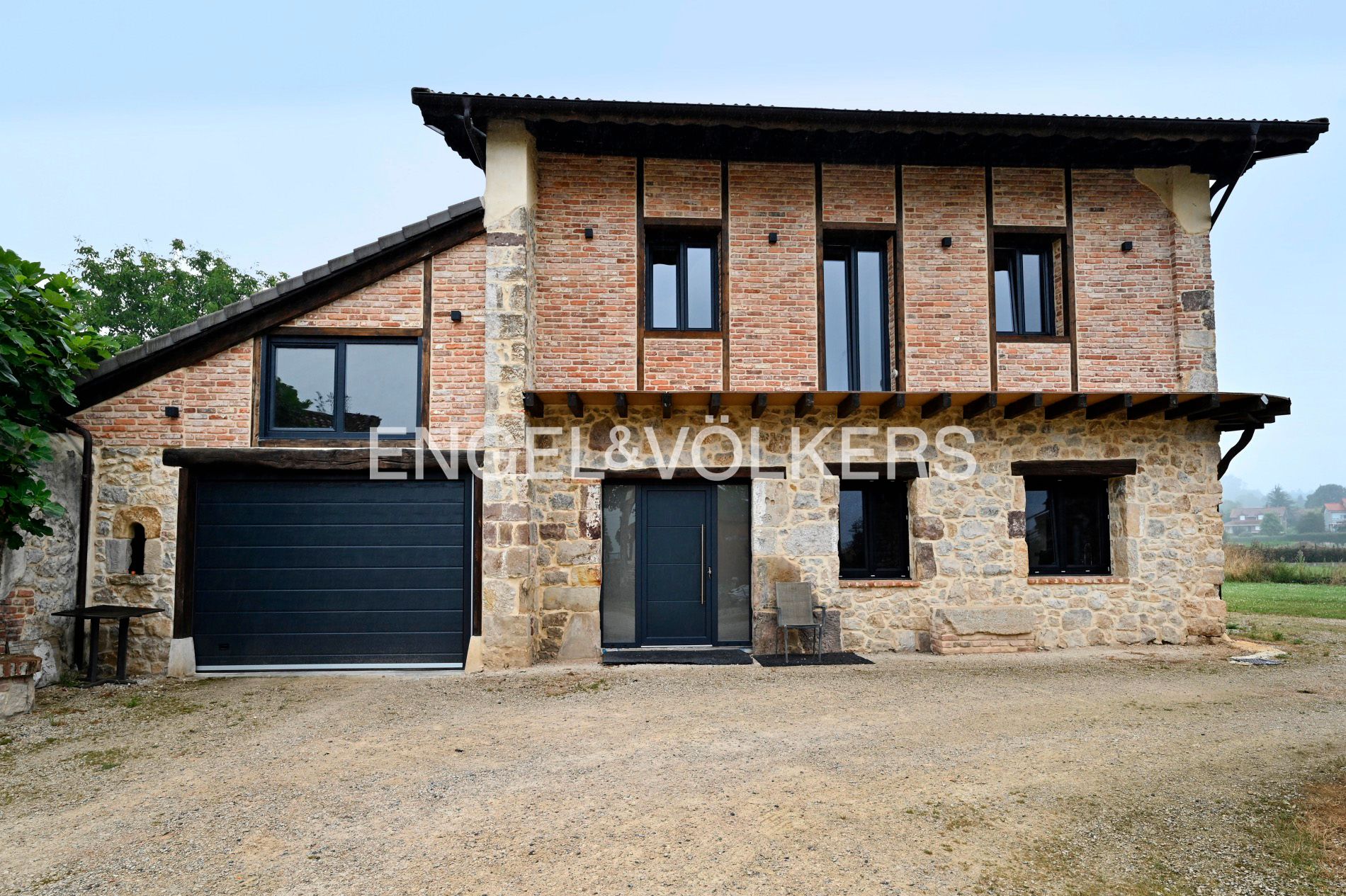 Exterior view of House or chalet for sale in Camargo  with Heating, Private garden and Balcony