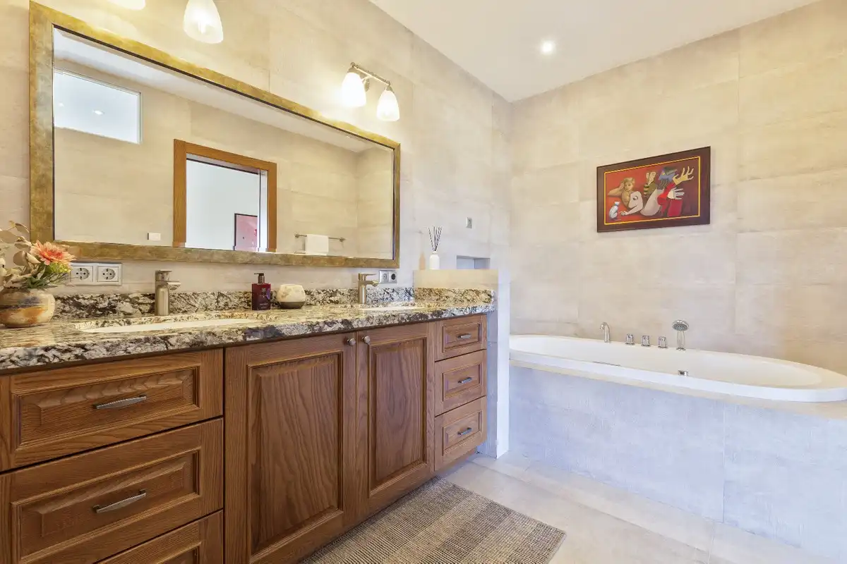 Chalet con piscina en venta en Avenida de España, imagen 29