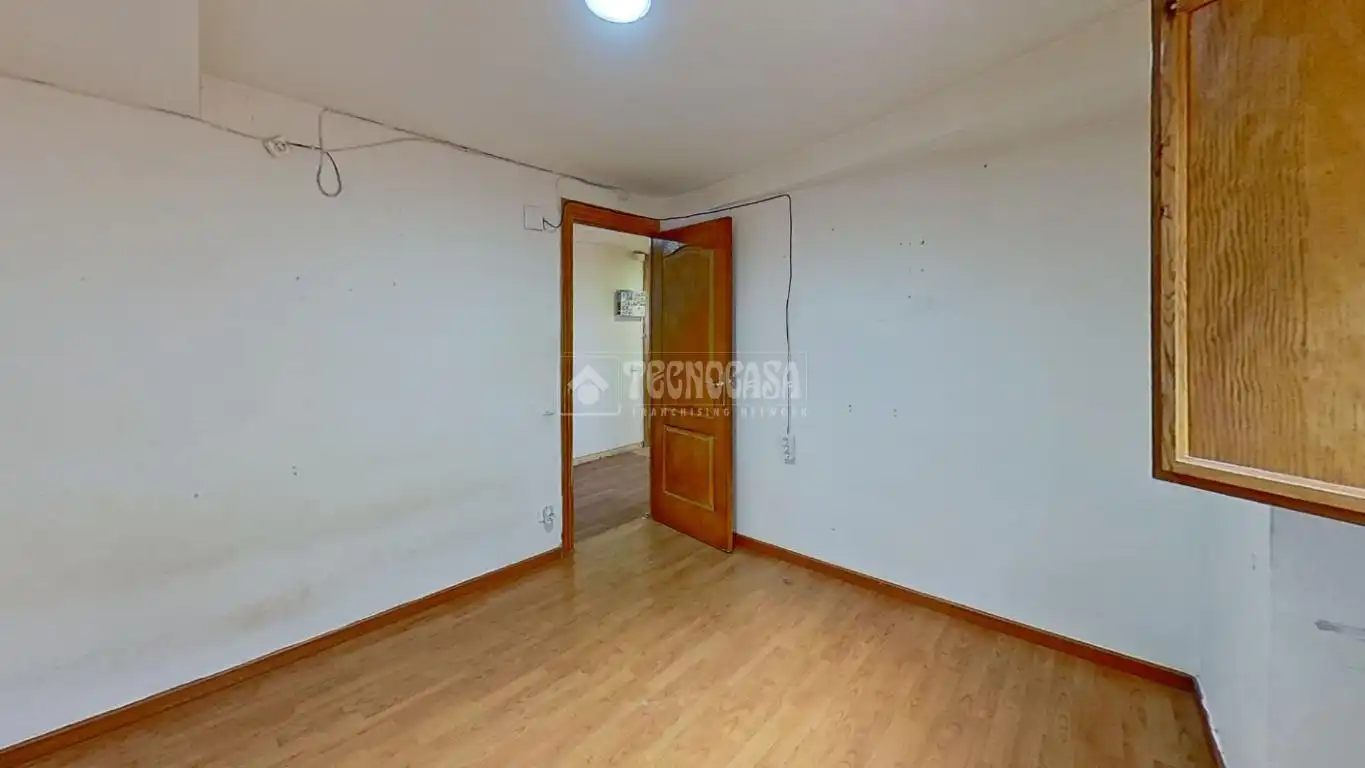 Pis en venda en Sallent amb Parquet, Terrassa i Balcó