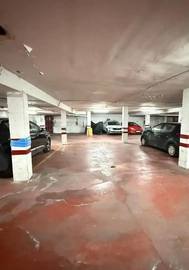 Aparcament de Garatge en venda en Huelva