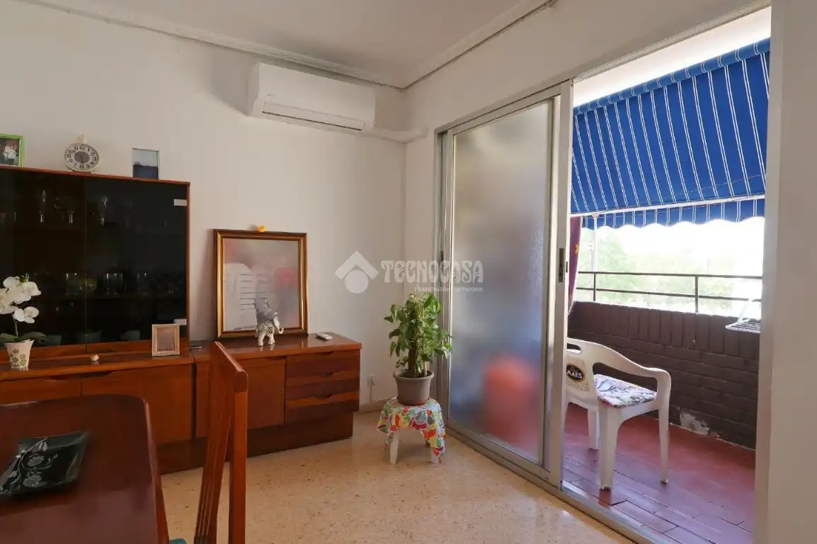 Schlafzimmer von Wohnung zum Verkauf in Sagunto / Sagunt mit Klimaanlage und Balkon