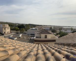 Vista exterior de Pis en venda en Pilar de la Horadada amb Aire condicionat i Balcó