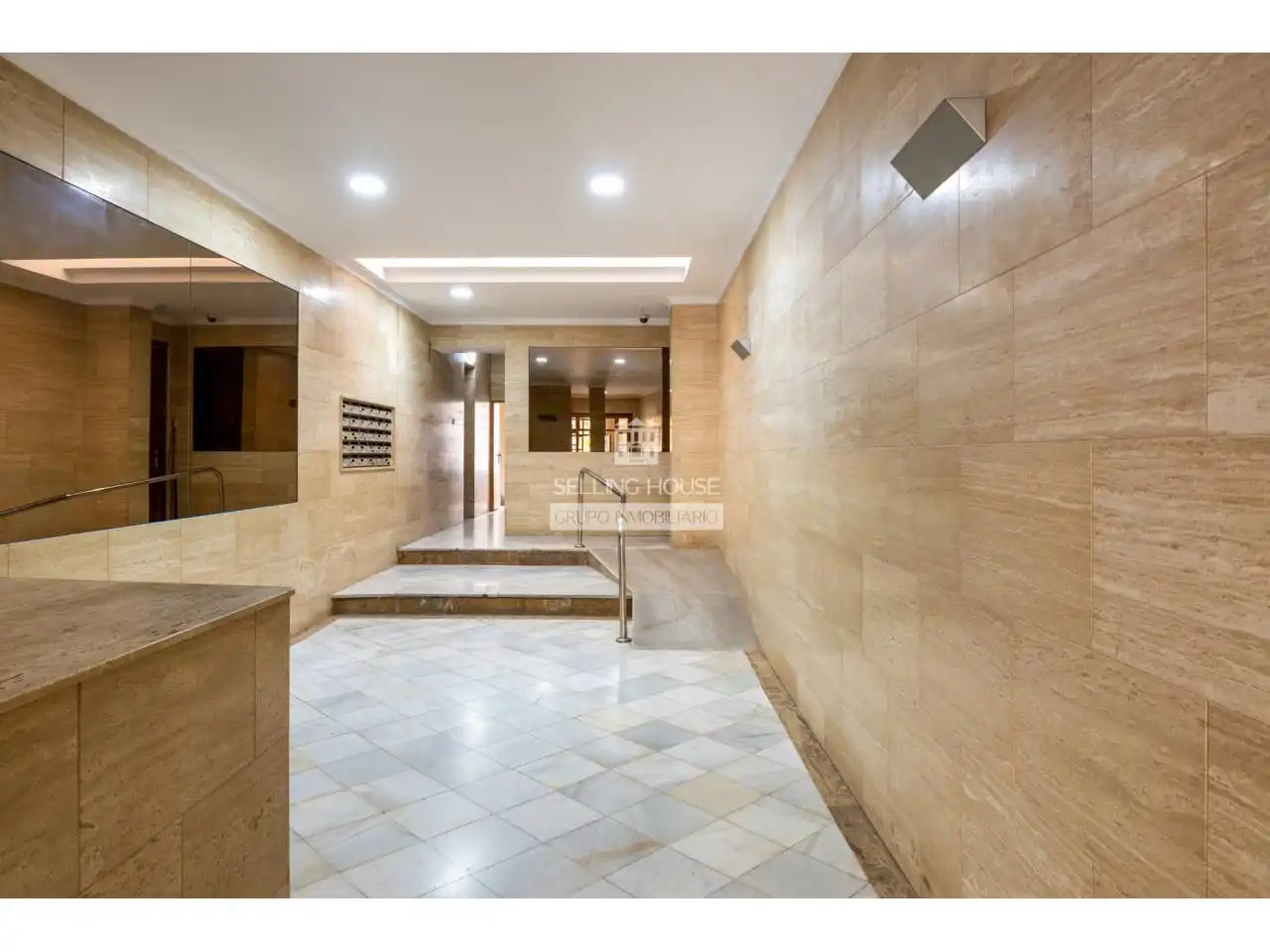 Flat for sale in Valencia  with Heating, Parquet flooring and Balcony