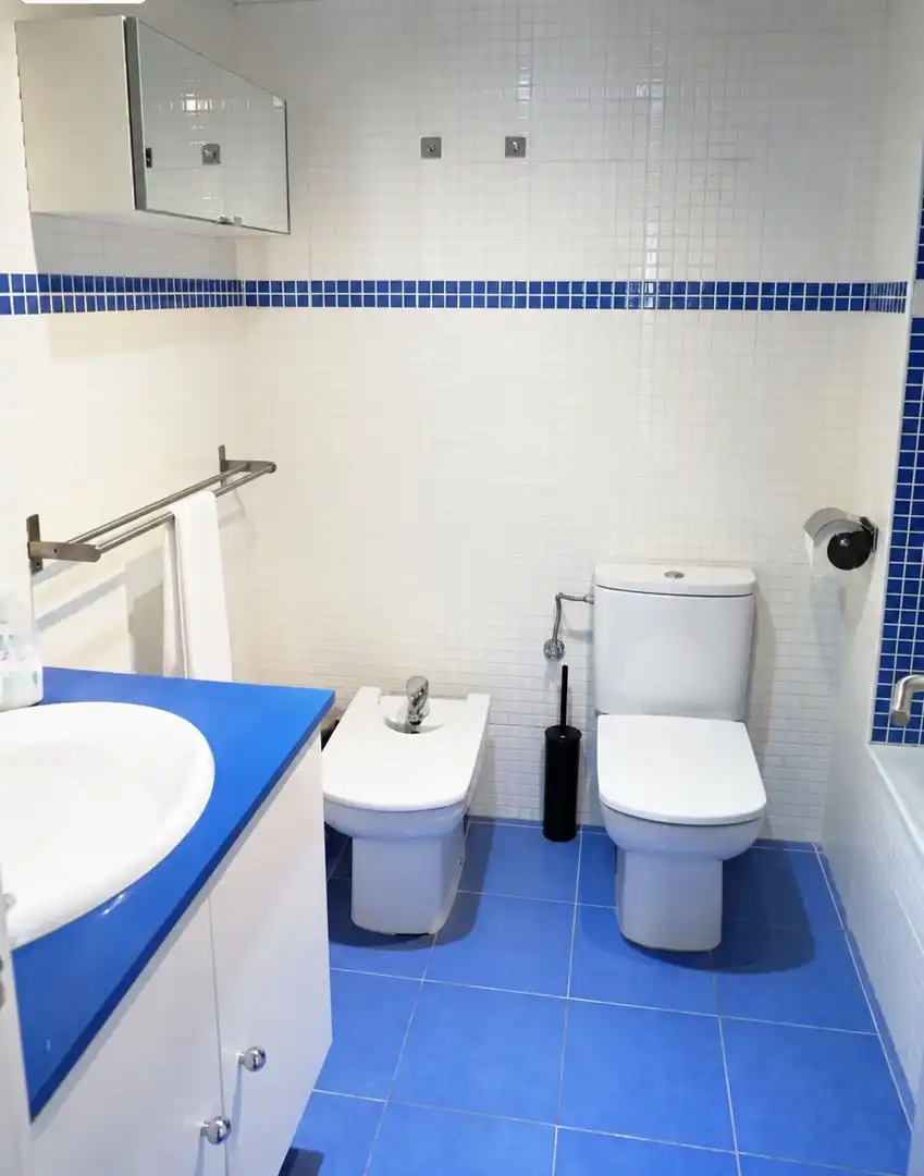 Badezimmer von Wohnung zum Verkauf in Garraf