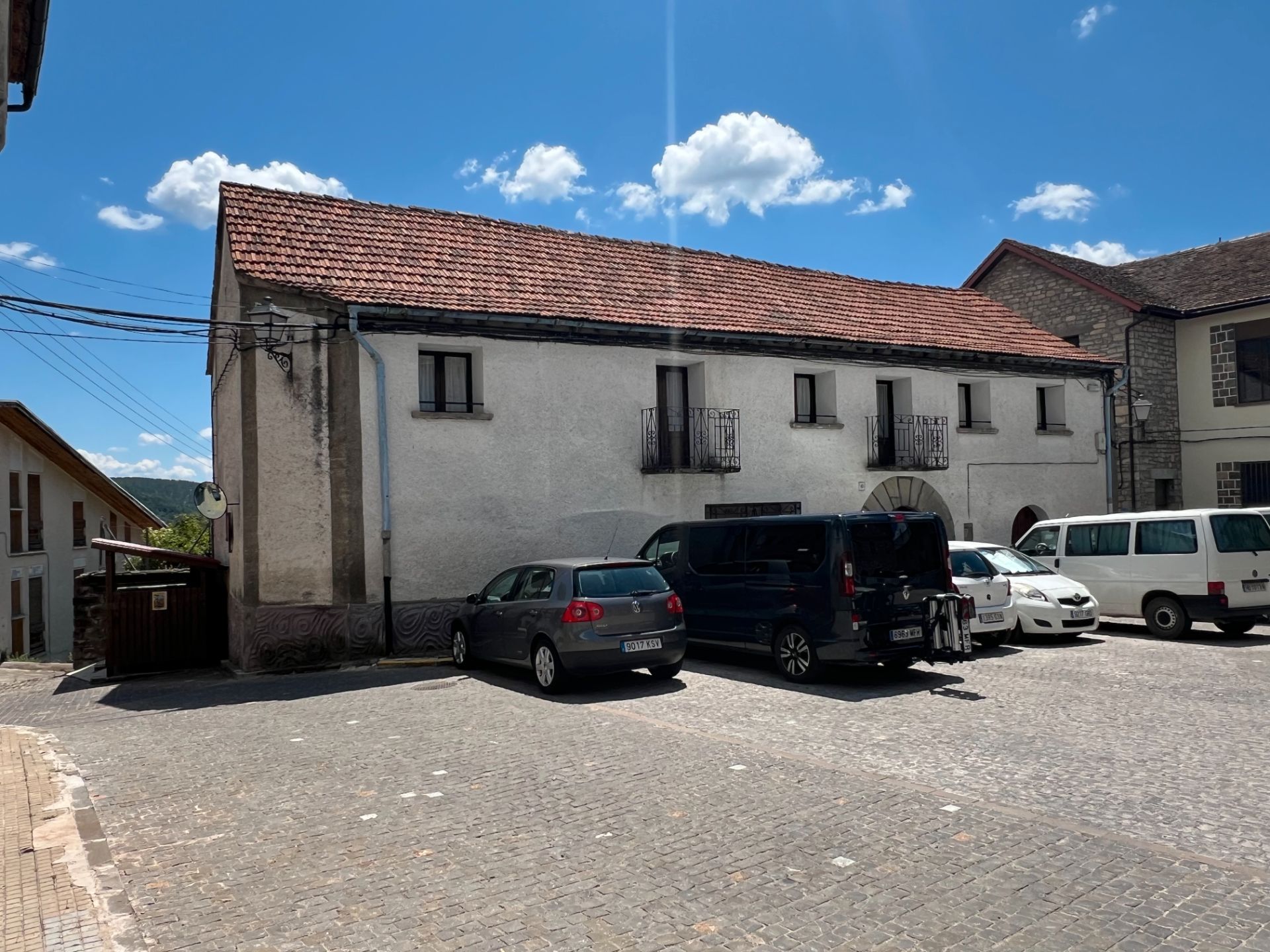 Exterior view of Country house for sale in Aragüés del Puerto