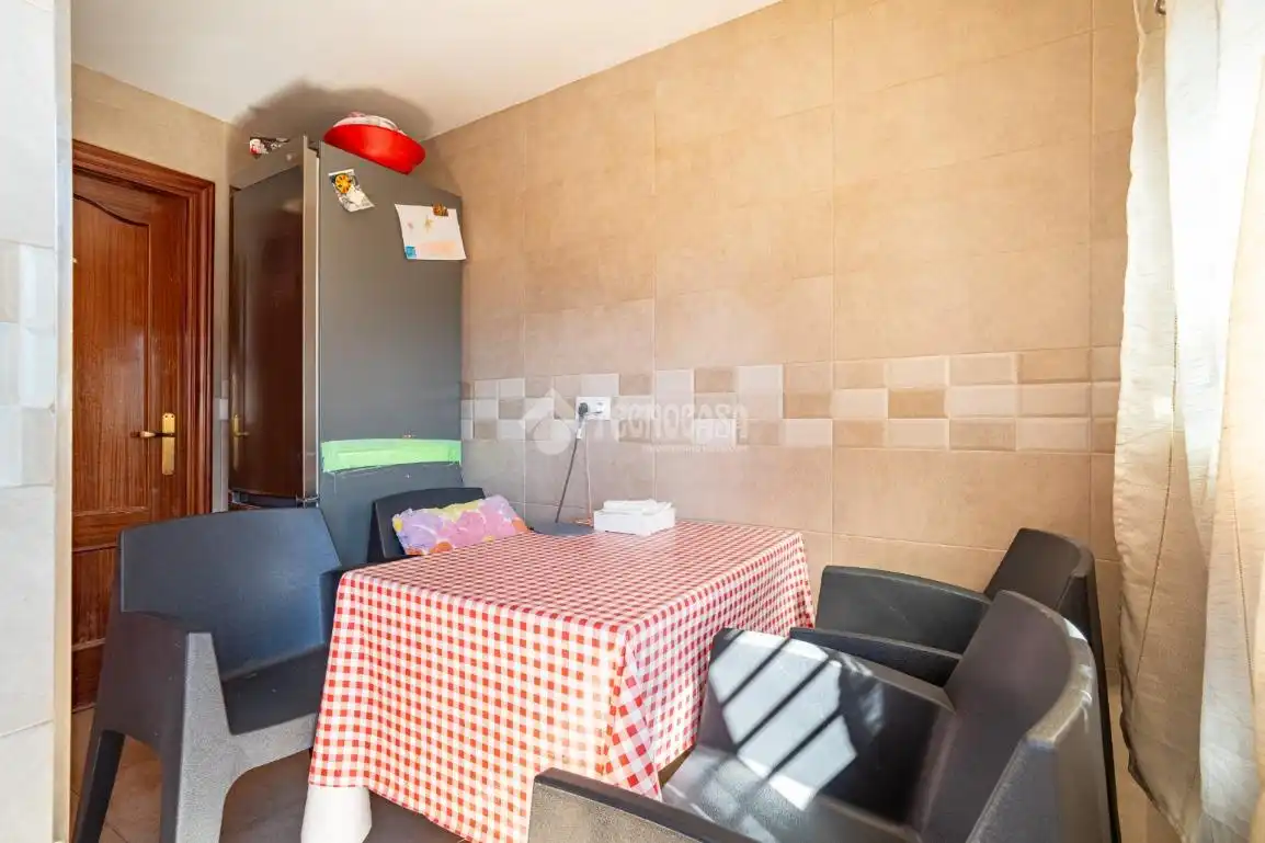 Flat for sale in Granada  with Air Conditioner, Heating and Terrace