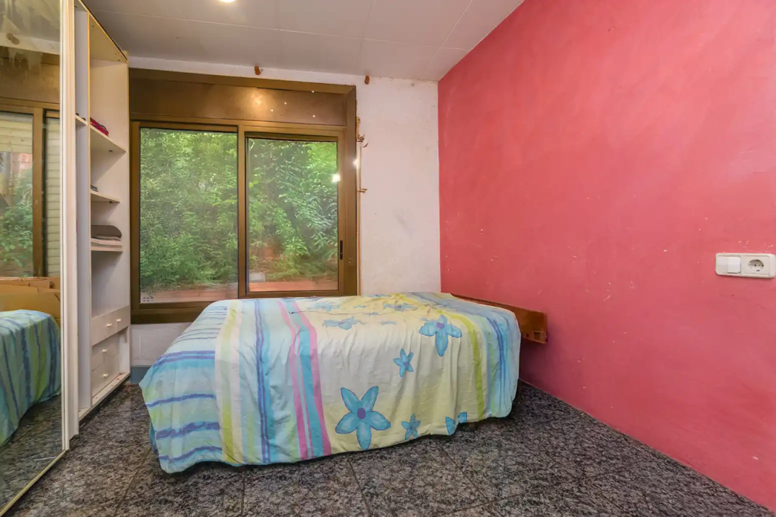 Dormitori de Casa adosada en venda en Sant Climent de Llobregat amb Terrassa i Balcó