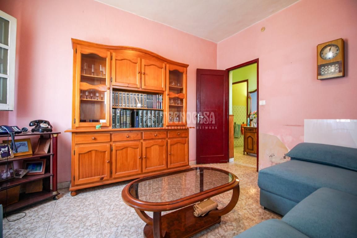 Living room of Single-family semi-detached for sale in  Santa Cruz de Tenerife Capital
