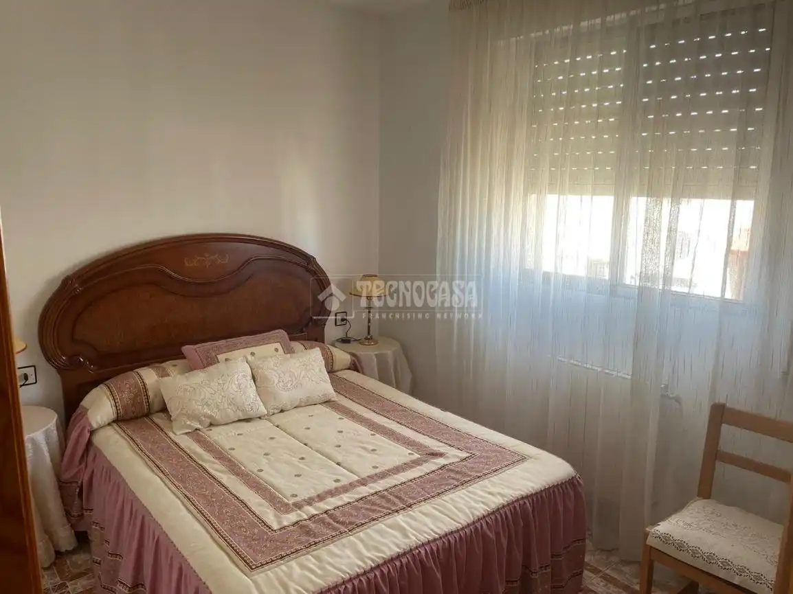 Habitación de Casa adosada en venta en Calera y Chozas con Aire acondicionado, Calefacción y Terraza