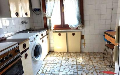 Kitchen of Flat for sale in Barakaldo 