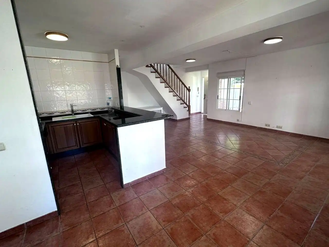 Küche von Haus zum Verkauf in Benicasim / Benicàssim mit Klimaanlage, Privatgarten und Terrasse