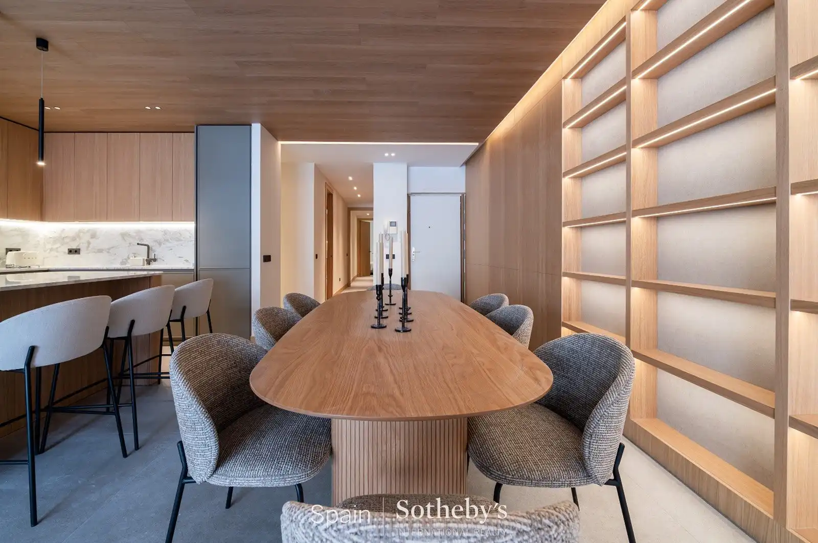 Menjador de Apartament en venda en Madrid amb Aire condicionat, Calefacció i Terrassa