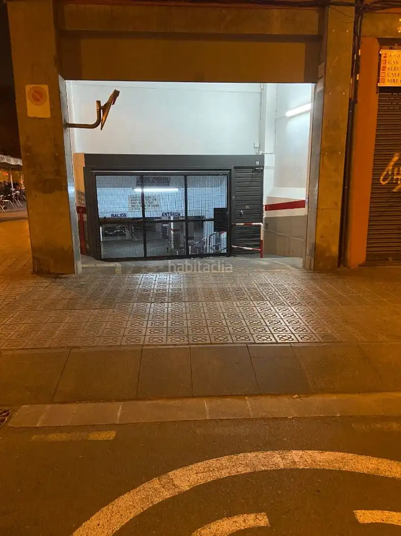 Individual en venda a Carrer del Cardenal Reig 22
