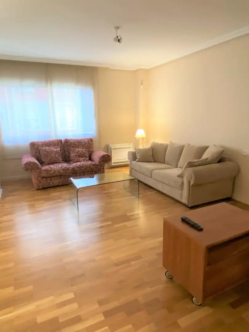 Sala d'estar de Pis de lloguer en Murcia amb Aire condicionat i Calefacció