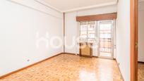 Bedroom of Flat for sale in Valladolid Capital  with Terrace