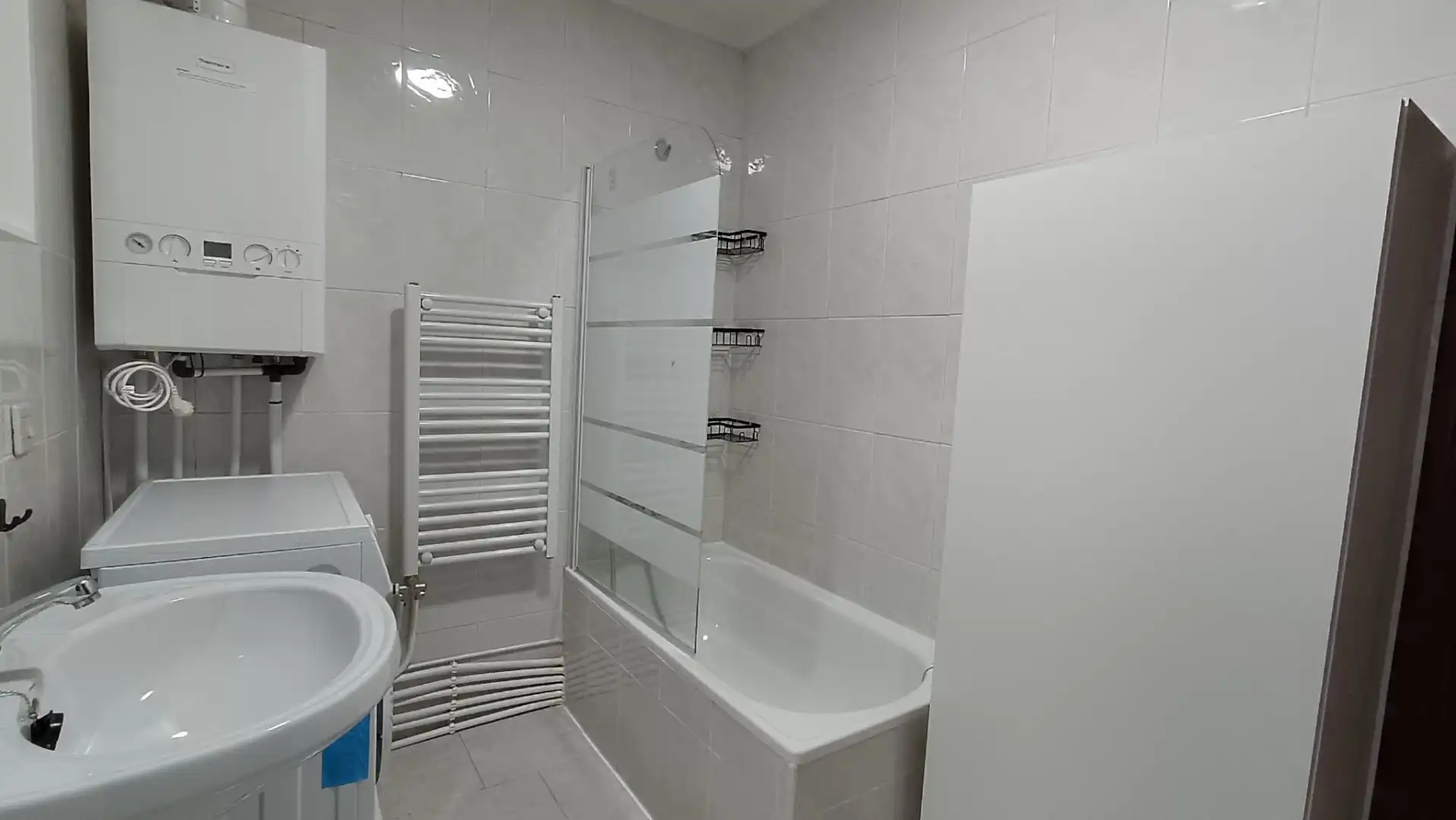 Badezimmer von Wohnung zur Miete in Salamanca mit Heizung, Möbliert und Waschmaschine