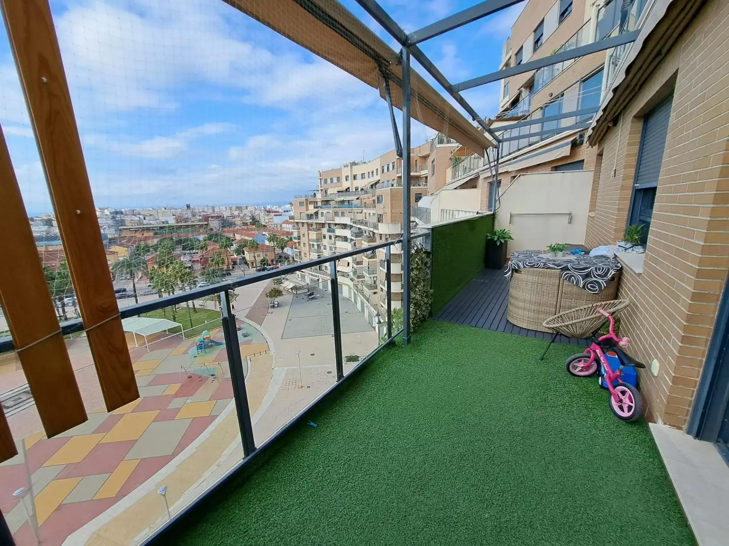 Terraza de Ático en venta en Casc Urbà