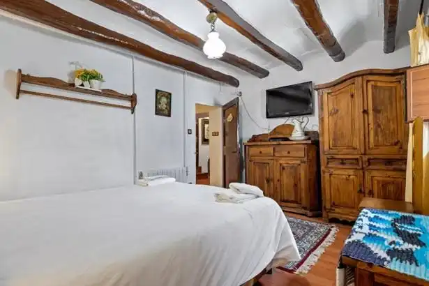 Habitación de Finca rústica en venta en Querol con Calefacción, Jardín privado y Terraza