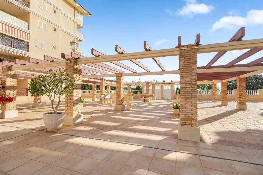Apartament amb ascensor en venda a La Mata, imagen 6