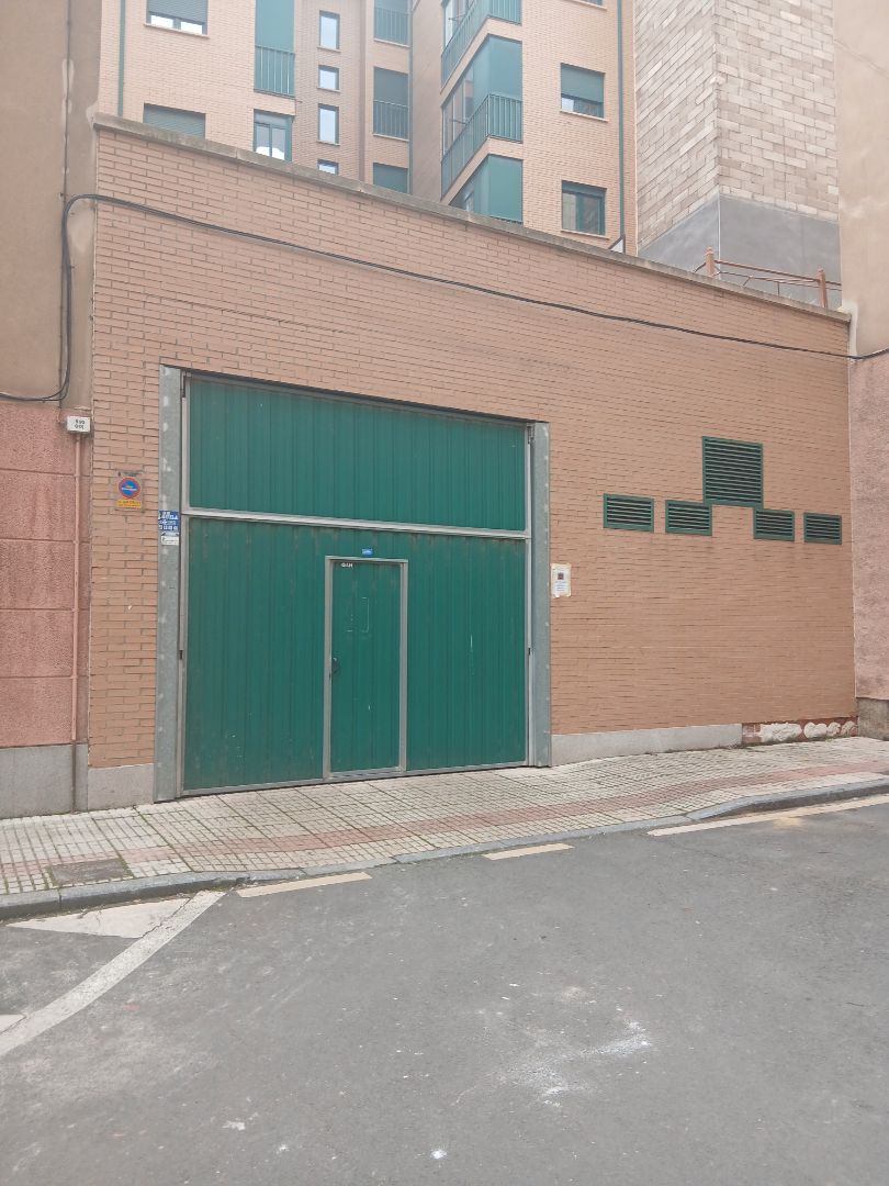 Local en venda a Avenida de Italia, 58, Carmelitas, San Bernardo - Carmelitas - Campus