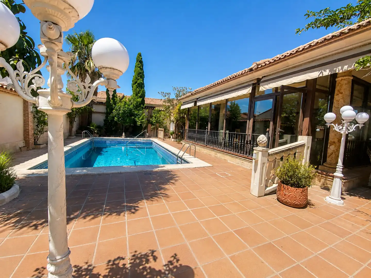 Piscina de Casa o chalet en venta en Polán con Aire acondicionado, Calefacción y Jardín privado