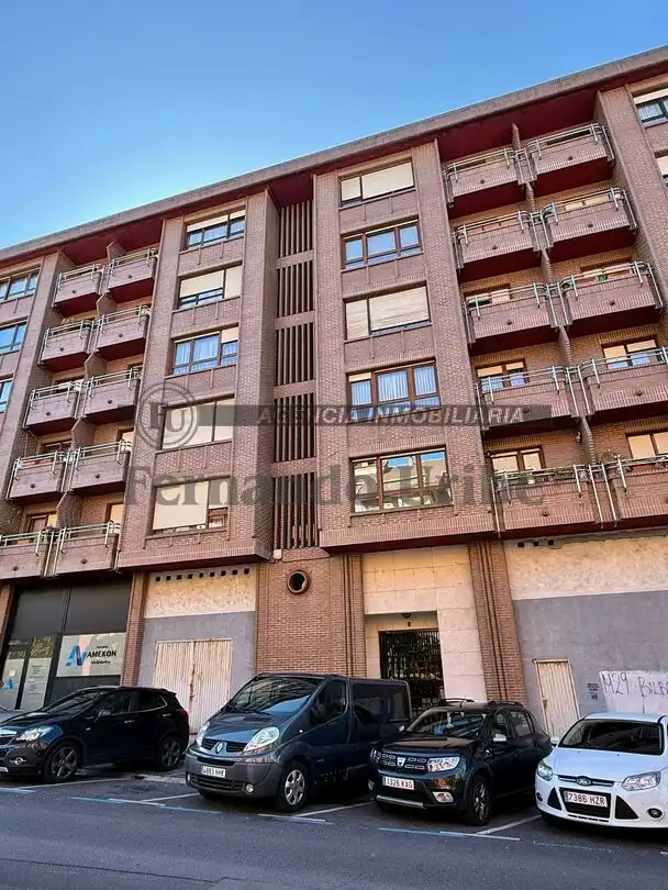 Vista exterior de Piso en venta en Durango con Calefacción y Balcón
