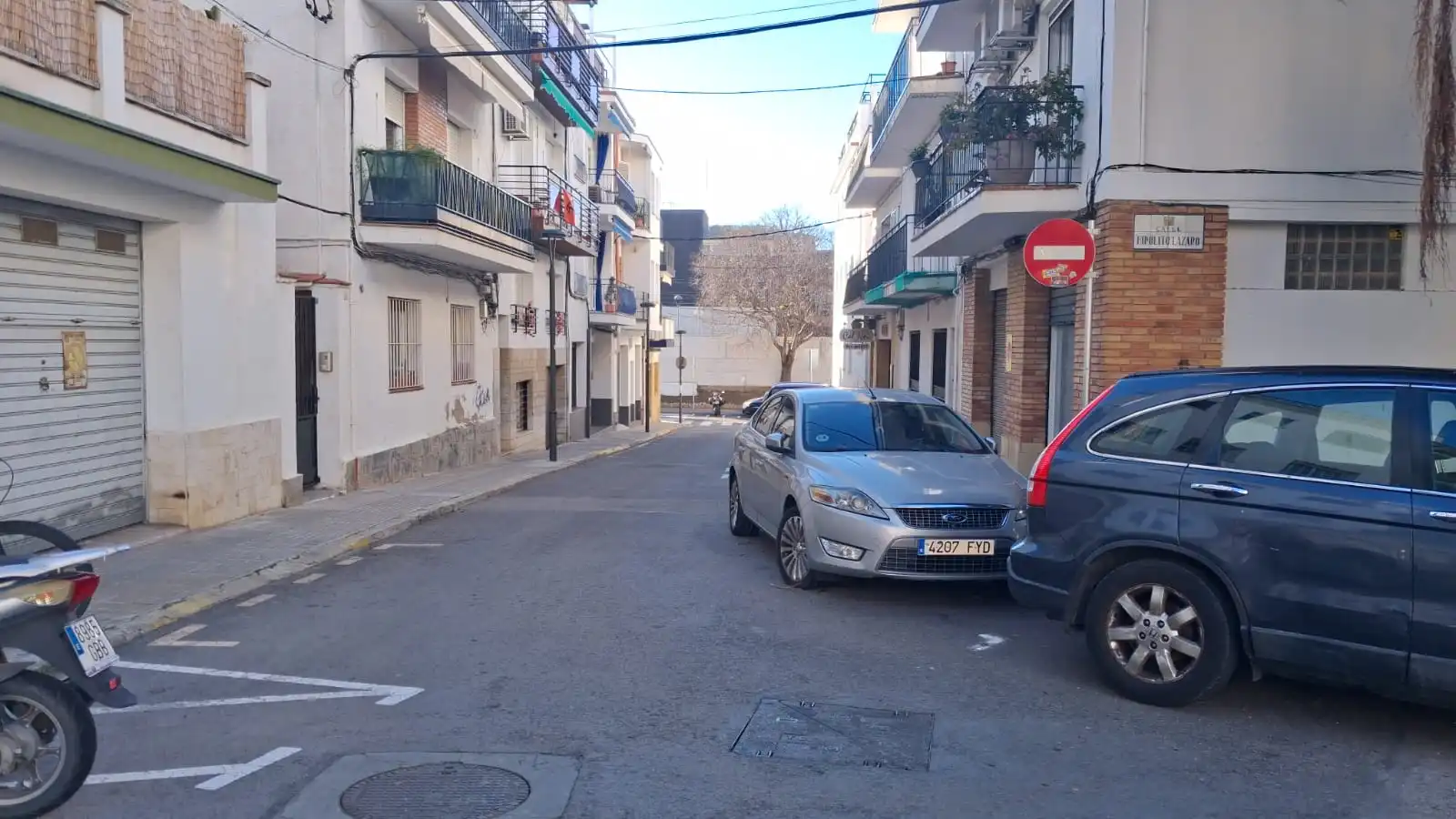 Vista exterior de Local de lloguer en Sitges amb Aire condicionat i Alarma