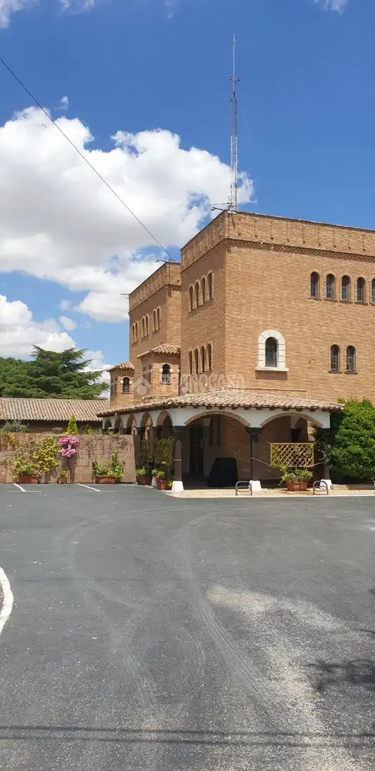 Local de alquiler en Villalbilla