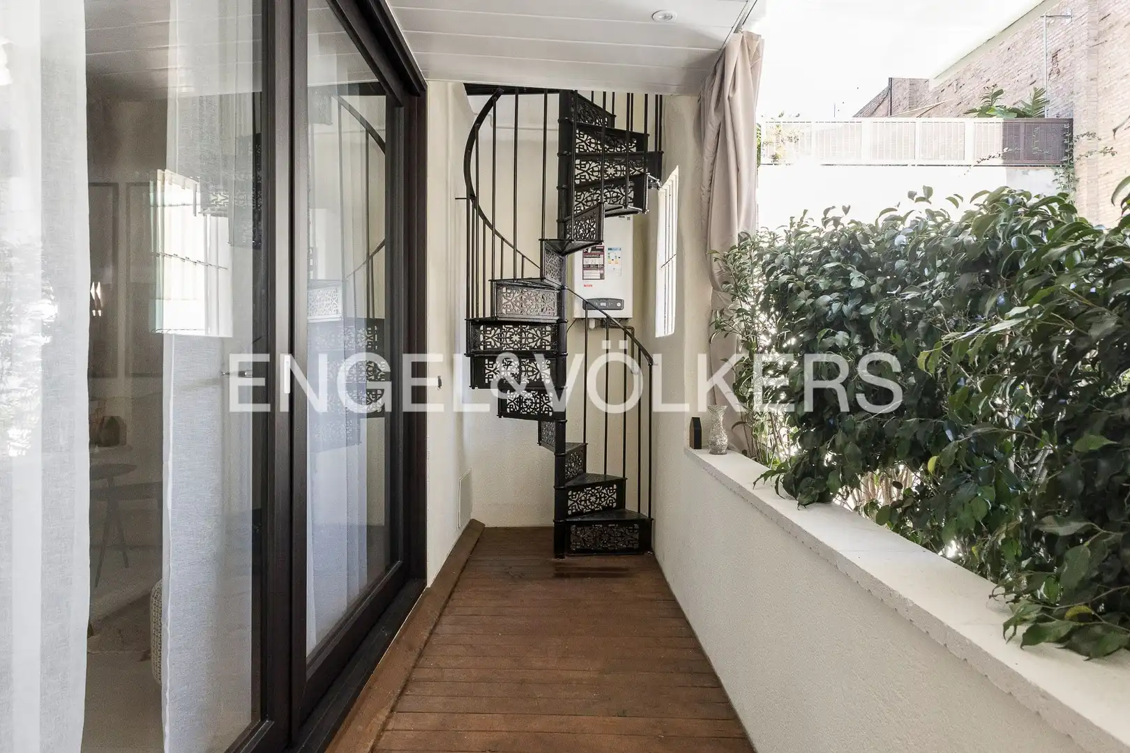 Attic for sale in Sants