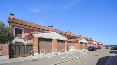 Foto 5 de Casa adosada en venda a Calle Arribes del Duero, 8, Aldeamayor de San Martín, Valladolid